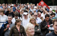 470_07crowds_470x300